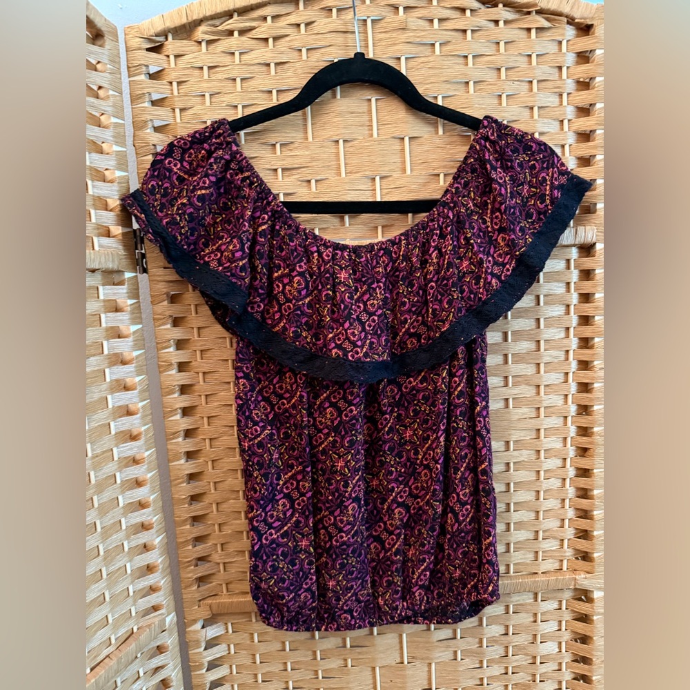 Mossimo Supply Co. Black and Pink Patterned Top